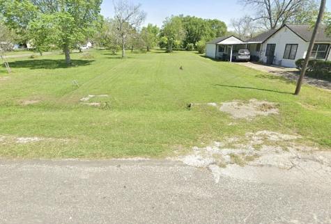 2805 Sims Avenue Bay City TX 77414