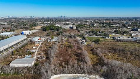 3934 Fuqua Street Houston TX 77047