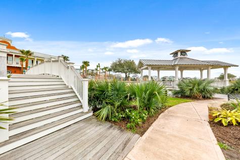 23 Porch Street Galveston TX 77554