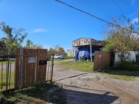 7826 Attwater Street Houston TX 77028