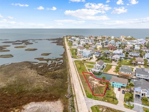 16714 Curlew Road Jamaica Beach TX 77554