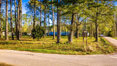 400 Hickory Street Cleveland TX 77328