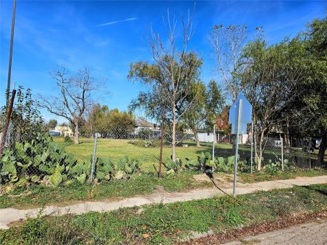 0 Dahlia Avenue Houston TX 77012