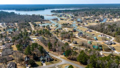 22 Hillsborough Drive Huntsville TX 77340