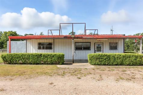 31565 Fm 1736 Road Hempstead TX 77445