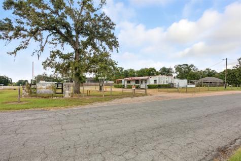 31565 Fm 1736 Road Hempstead TX 77445