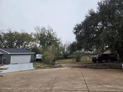 7111 Towerview Lane Houston TX 77489