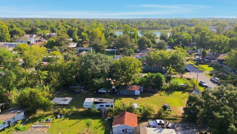 321 E Lorino Street Houston TX 77037
