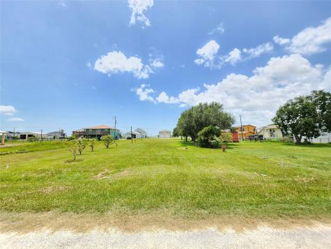 853 Swallow Drive Palacios TX 77465