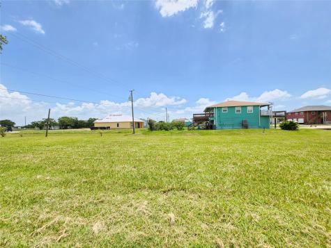 853 Swallow Drive Palacios TX 77465