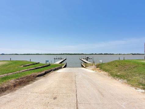 853 Swallow Drive Palacios TX 77465