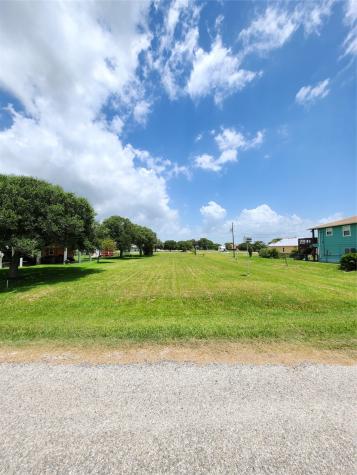 853 Swallow Drive Palacios TX 77465