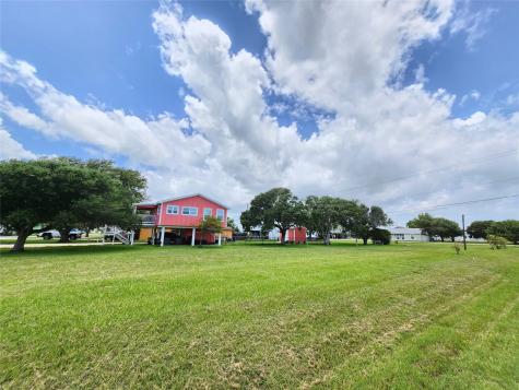 853 Swallow Drive Palacios TX 77465