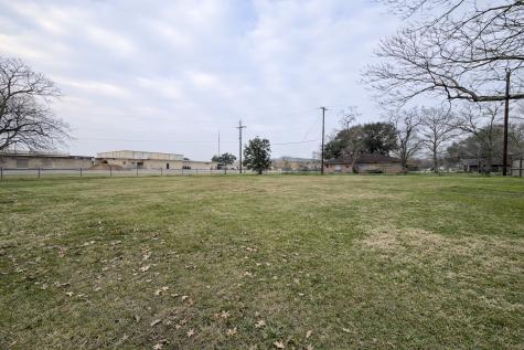 315 Tennie Avenue Wharton TX 77488
