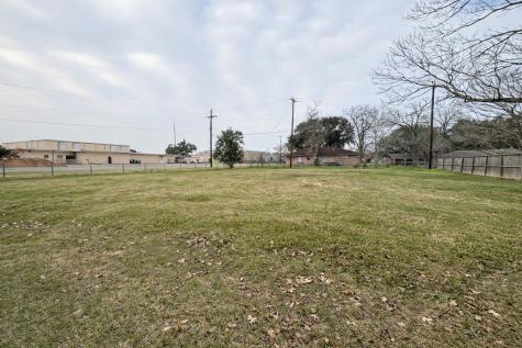315 Tennie Avenue Wharton TX 77488