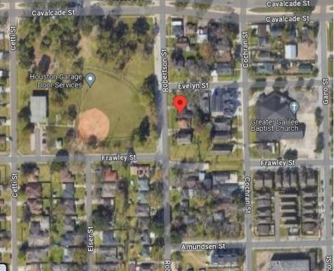 4614 Robertson Street Houston TX 77009