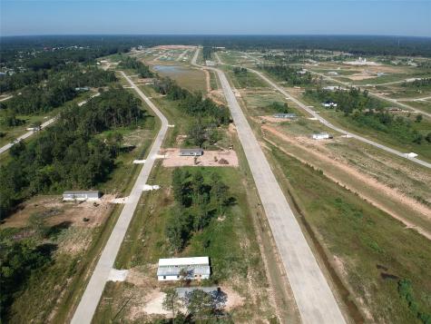 8677 Road 5914 16 Cleveland TX 77327