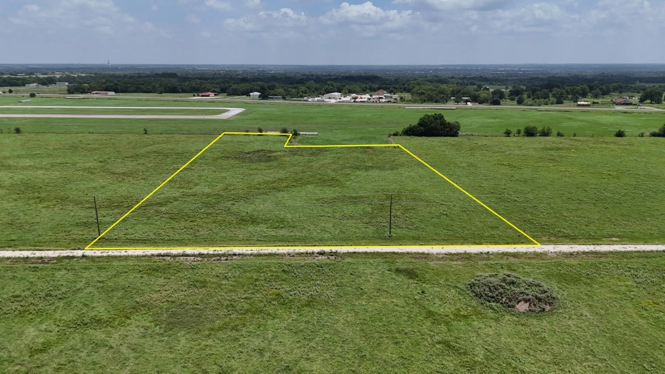 P2L18 County Road 463 Mexia TX 76667