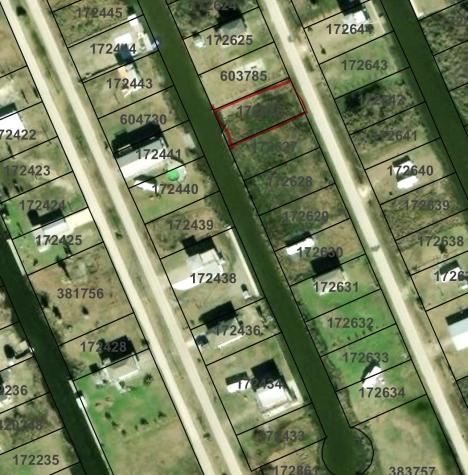 1057 Mabry Street Gilchrist TX 77617