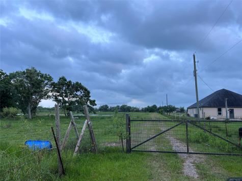 6711 Beard Road Needville TX 77461