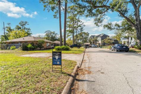 2003 Ebony Lane Houston TX 77018