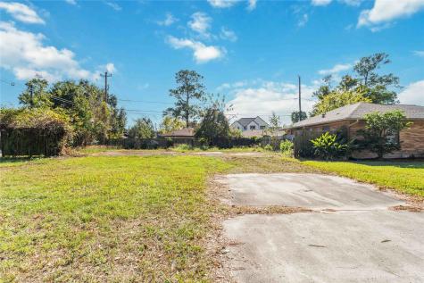 2003 Ebony Lane Houston TX 77018