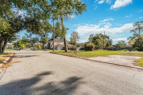 2003 Ebony Lane Houston TX 77018