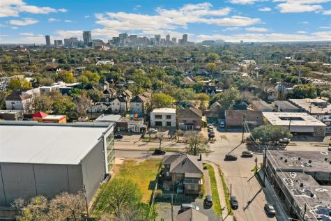 1826 Richmond Avenue Houston TX 77098