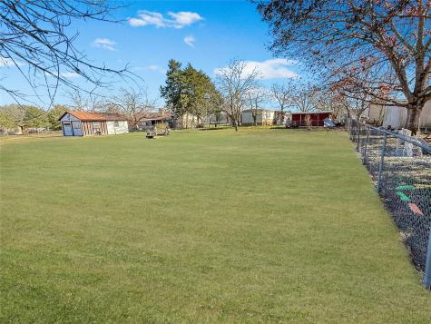 Lot On S Pecan Street Flatonia TX 78941