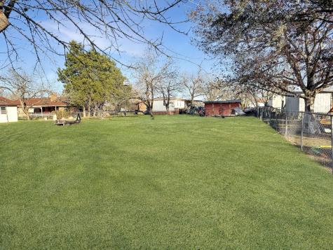 Lot On S Pecan Street Flatonia TX 78941