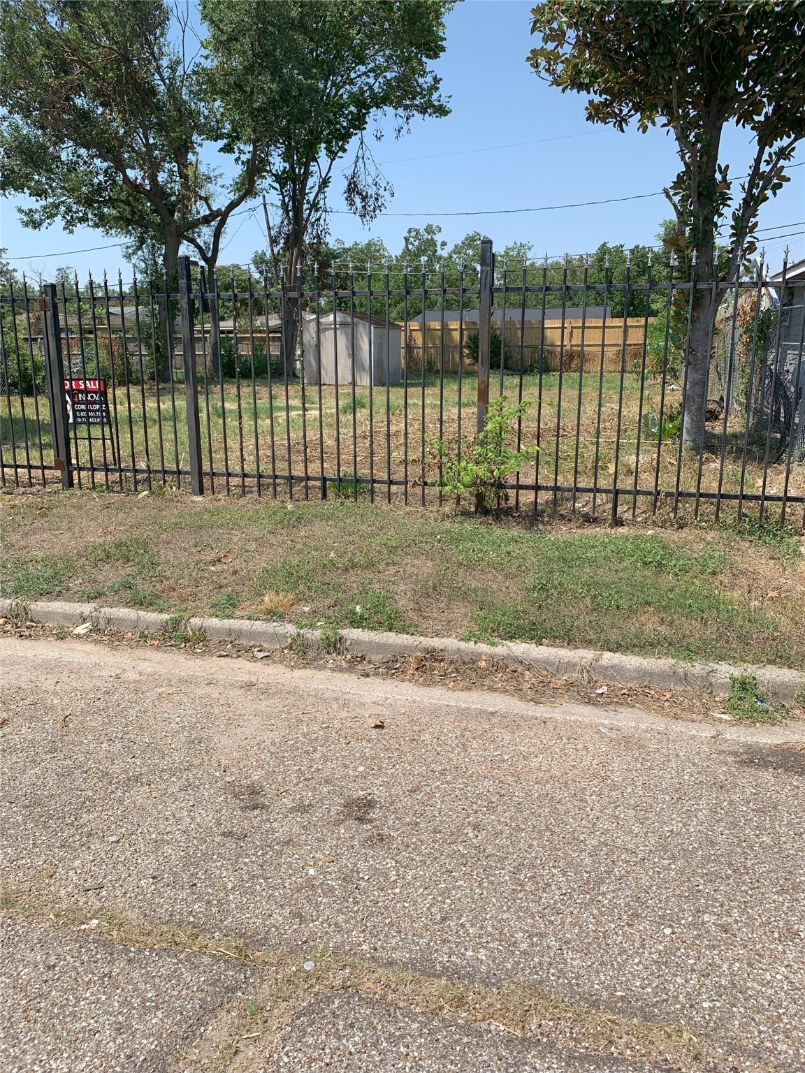 1302 Bastrop Avenue Pasadena TX 77506