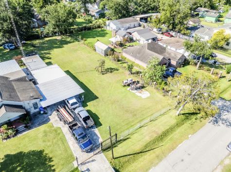 714 Apache Street Houston TX 77022