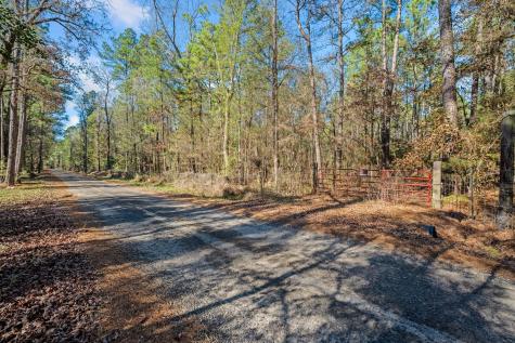 473 County Road 2125 Cleveland TX 77327
