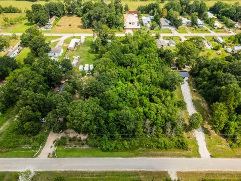 359 County Road 3417 Cleveland TX 77327