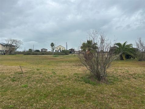 Lots 7-8 Front Avenue Port Bolivar TX 77650