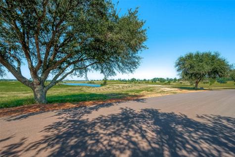 Lot 109 Lakeland Ranch Hillister TX 77624