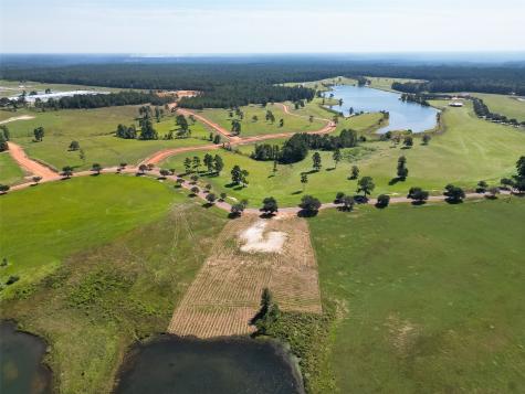 Lot 109 Lakeland Ranch Hillister TX 77624