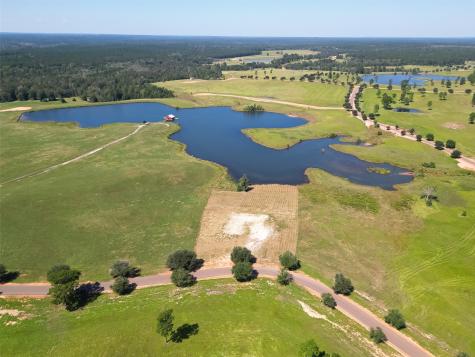 Lot 109 Lakeland Ranch Hillister TX 77624