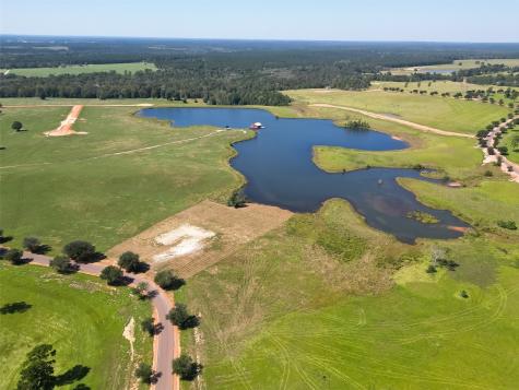 Lot 109 Lakeland Ranch Hillister TX 77624