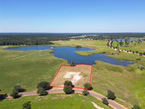 Lot 109 Lakeland Ranch Hillister TX 77624