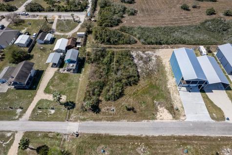 Lot 1 Easy Street Port O Connor TX 77982