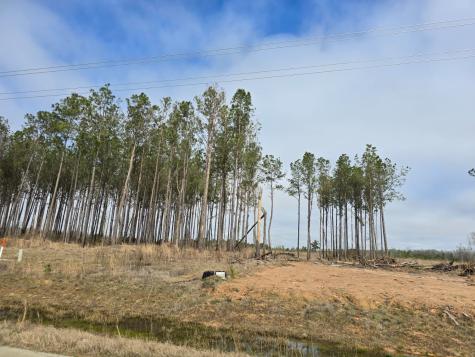 1569 Road 5894 Cleveland TX 77327