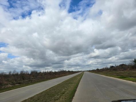 1569 Road 5894 Cleveland TX 77327