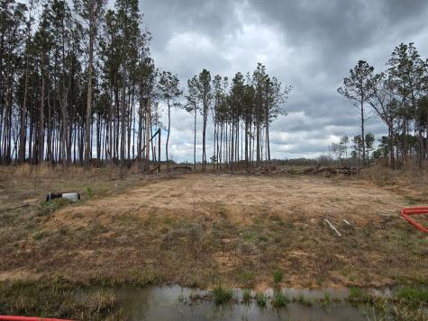 1569 Road 5894 Cleveland TX 77327