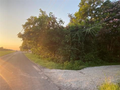 202 N Oak Street Texas City TX 77591
