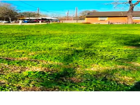 622 6th Street Eagle Lake TX 77434