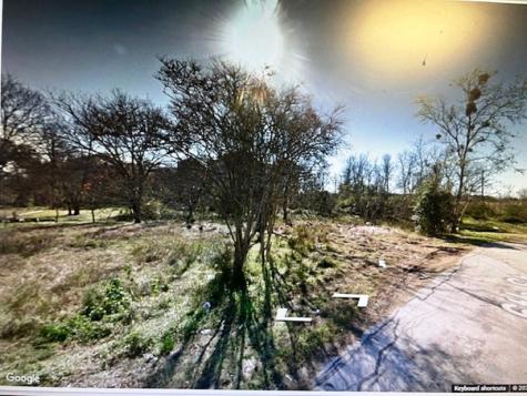 622 6th Street Eagle Lake TX 77434