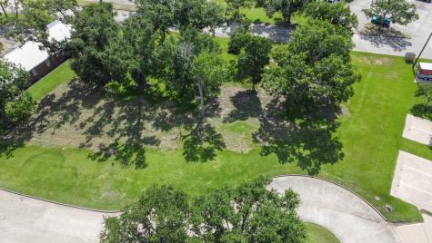5 West Way Court Lake Jackson TX 77566
