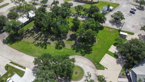 5 West Way Court Lake Jackson TX 77566