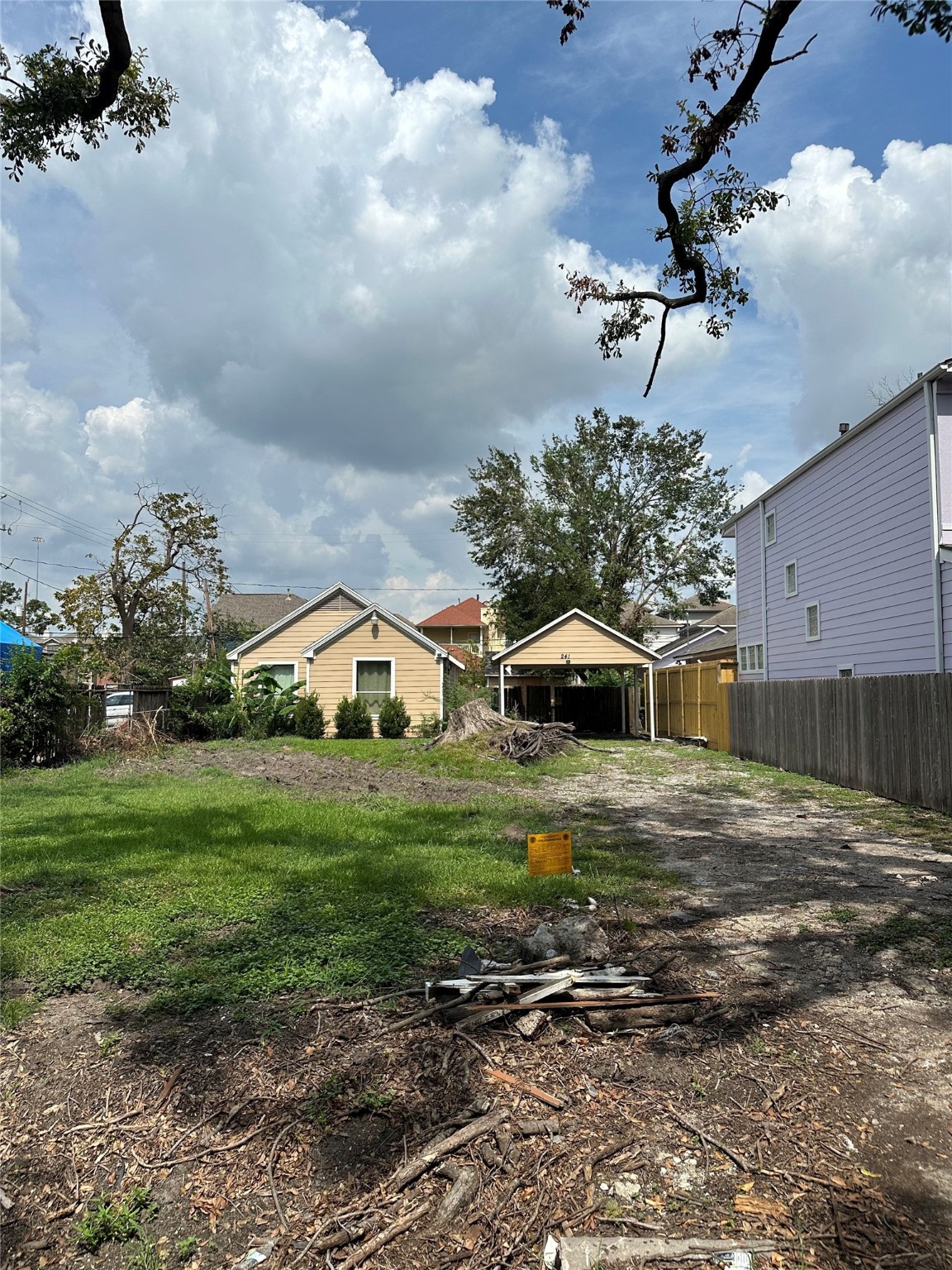 241 W 26th Street Houston TX 77008